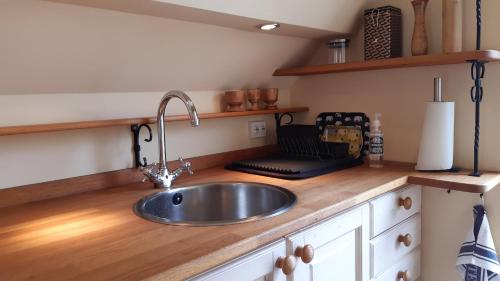 Kitchen, Guldkustens Gasthus - Osterlen, Kivik in Kivik