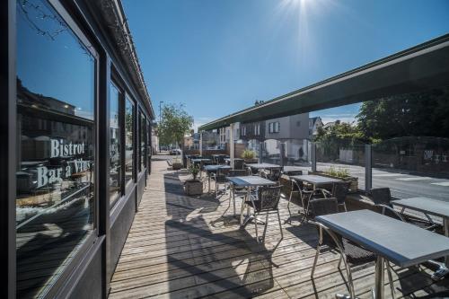 ห้องอาหาร, โฮเทล เรสเทอรองต์ แมซง เปลวีล (Hôtel Restaurant Maison Pléville) in กร็องวีล