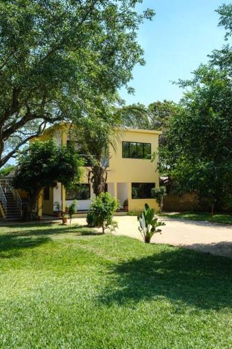 Bilene Yellow House