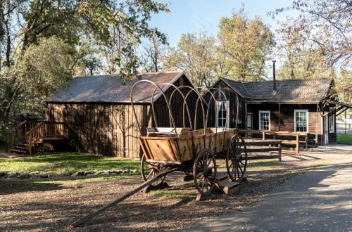 Historic Sonora Inn