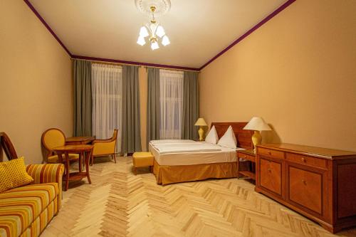 4 Bedrooms 130m2 apartment at the Main City Square, Praha (fotografie 8)
