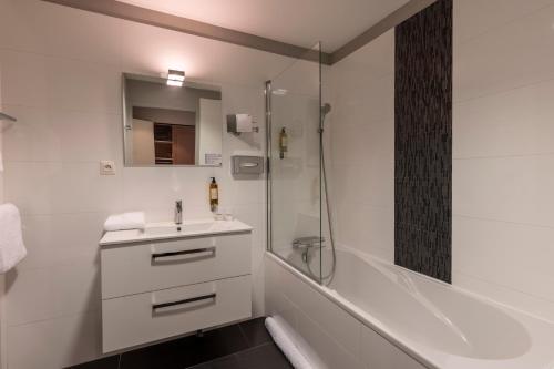 PADJA Hôtel & Spa Vannes - image 12
