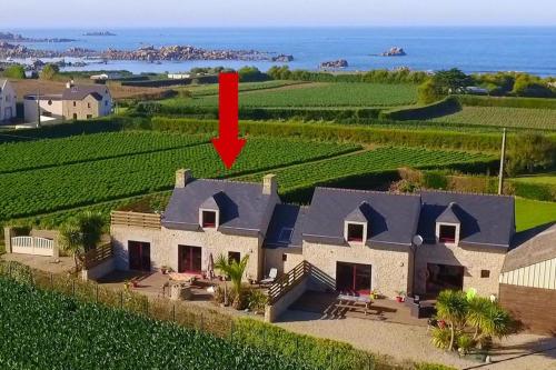 Semi-detached house near the sea, Cléder