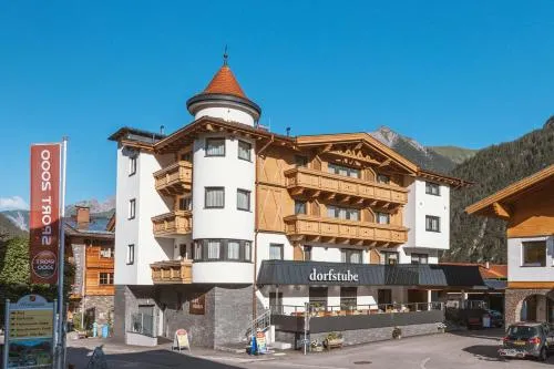 Dorfstube in Holzgau, Österreich