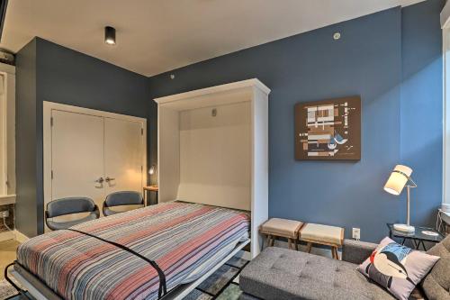 Sleek Studio Near Dtwn Dining and Entertainment in Cincinnati, USA