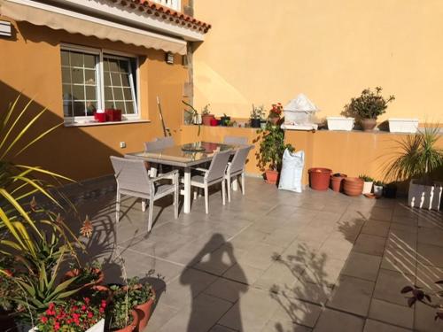 Grosse Terrasse. Modern. Home office. Solarium 2