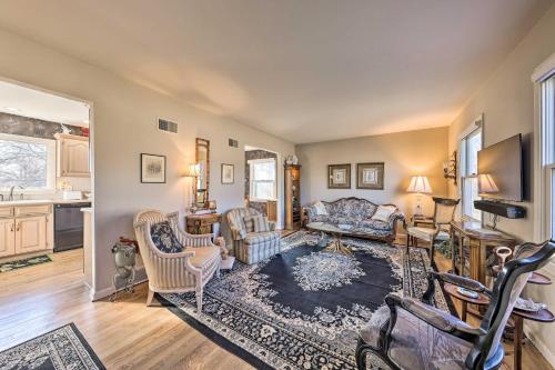 Cozy Kansas City Home w/ Yard - 9 Mi to Dtwn!, Kansas City (zdjęcie 5)