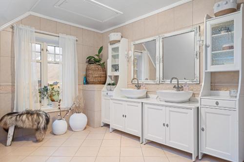 Unstad Arctic Surf - image 14