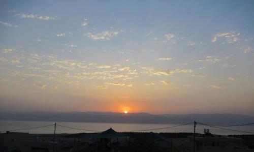 Unique&Warmy place in the Dead Sea