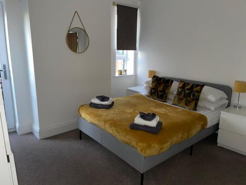 City Centre Duplex Sleeps 4 #H9