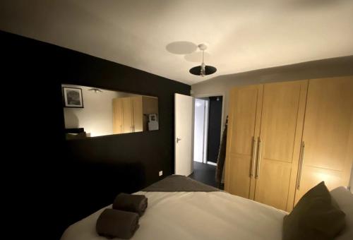 Lovely 1 bedroom apartment with free parking