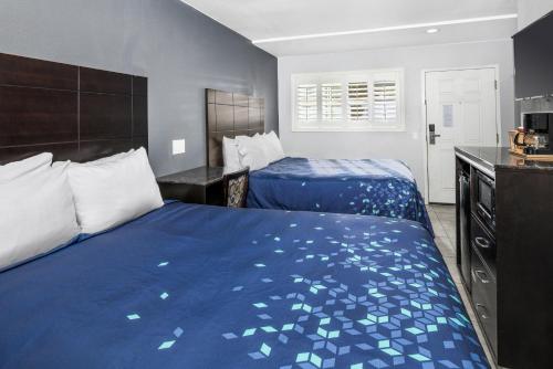 SCANDIA MOTEL in คาร์ลสแบด (CA)
