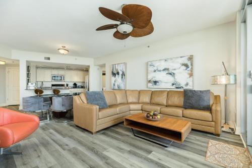 Resort Amenities But Even Better! Spacious Condo Overlooking Gulf Pools and Beach! - image 9