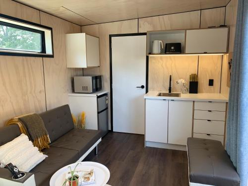 Kitchen, Snowman Cabins in Ohakune