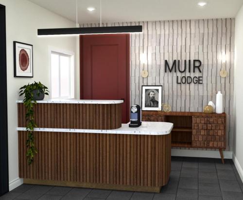 Muir Lodge Motel - Photo 2 of 21