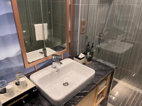 Inzone Garland Hotel Qufu