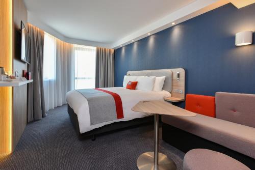 Holiday Inn Express - Rouen Centre - Rive Gauche, an IHG Hotel