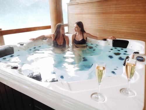 Big Family Chalet with Jacuzzi Rosa Khutor - main image