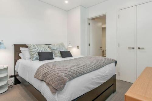Viaduct Marina Executive - Free Parking & Pool