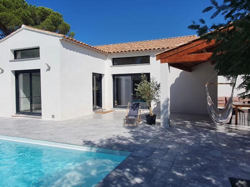 Tres belle Villa contemporaine gîte à louer La Grande Bastide