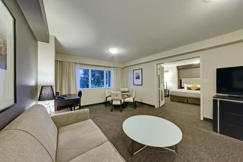 Coast Kamloops Hotel & Conference Centre