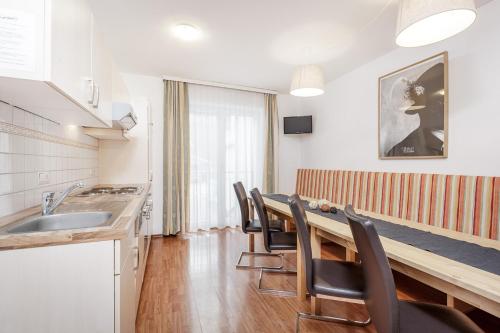 ห้องครัว, Apart Garni Enzian in โซลเดน