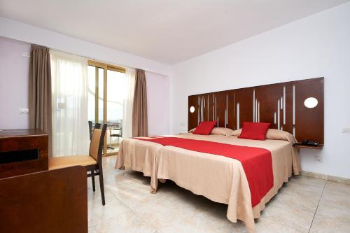 Kn Aparthotel Columbus in Playa de las Americas