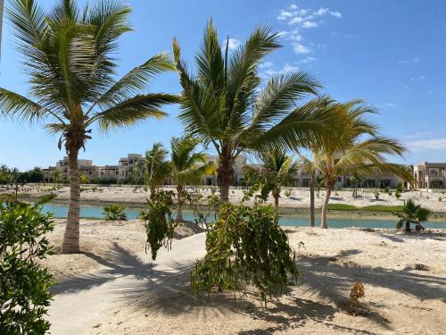 Hana Apartment Hawana Lagoons - image 5