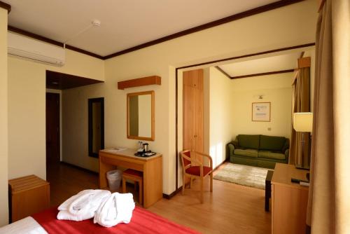 Hotel Dom Nuno - image 4