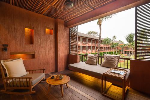 Hansar Samui Resort & Spa
