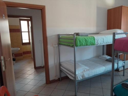 6-Bed Mixed Dormitory Room