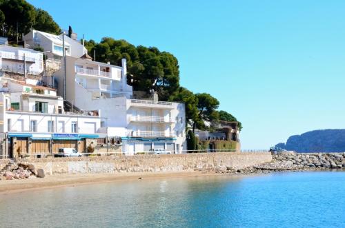 Studio with Sea View