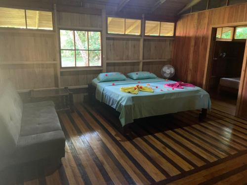 Sabalo Lodge Tours and Cabins