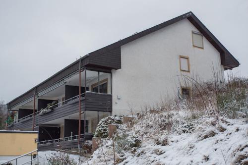Welcome in - Wohnung 66-B 'Mountainside' in Niedersfeld-Winterberg mit Balkon, schöner Aussicht und Abstellraum in Winterberg, Deutschland