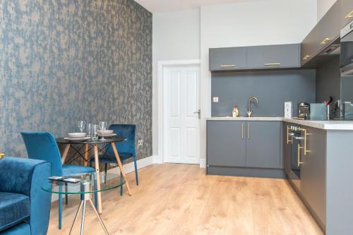 Coldharbour Suites 3