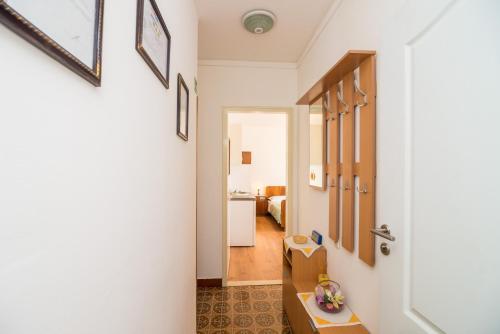 Apartment Zana - image 14