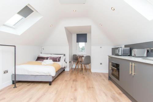 Coldharbour Suites Room Type - Studio