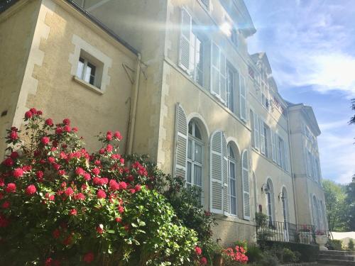 Chateau De Chicamour hotel Bellegarde