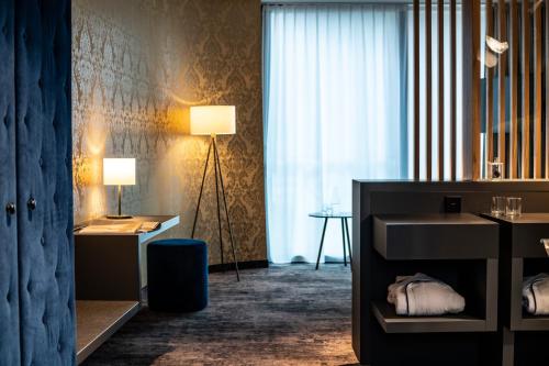 Emser ThermenHotel 2.4km von Nievern entfernt