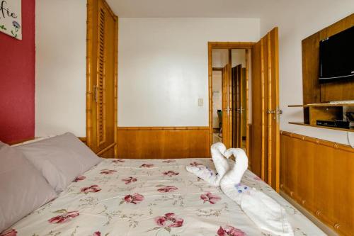 Apartamento no Condomínio Porto Real Resort, Mangaratiba