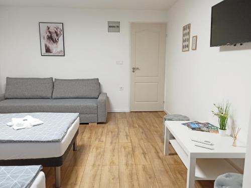Grafit Apartmanok in ฮอยดูนานาช