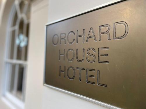 Orchard Hotel