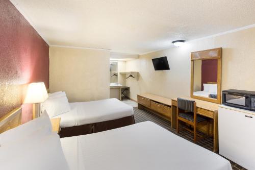 Knights Inn Ashland - image 6