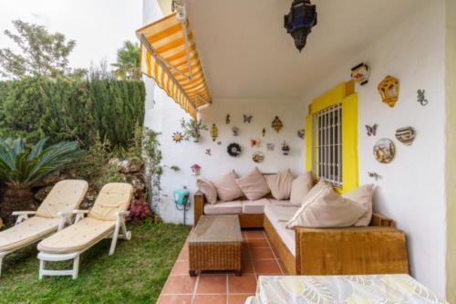 CT 129 - Colina of Riviera - Pool & Garden 1