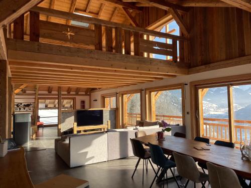 Chalet Familial Le Perray Alpine lodge, panoramic view - Abondance