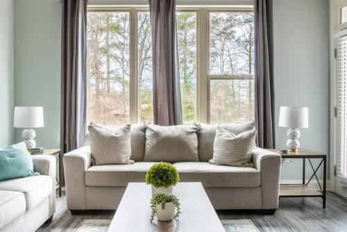 Beautiful Cozy and Spacious 2 BR Fully equiped