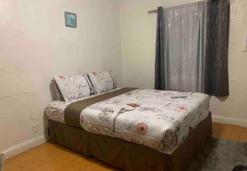 Convenient 2bedroom close to strip 1707B