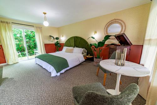 The Springs Motel - image 10
