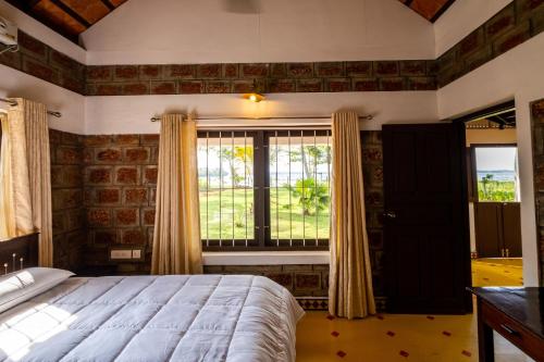 Cynefin, Pet-friendly 2br by the backwaters by Roamhome