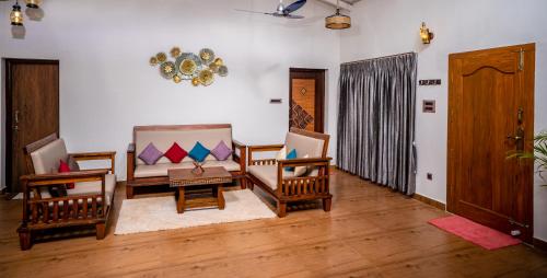 The Viber Yercaud- villa with waterfalls